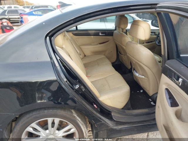 Hyundai Genesis 3.8 Image 7