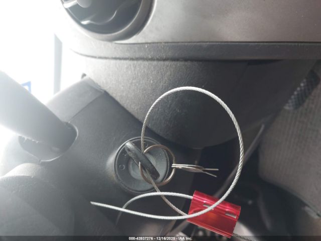 Saturn Ion 3 Image 12