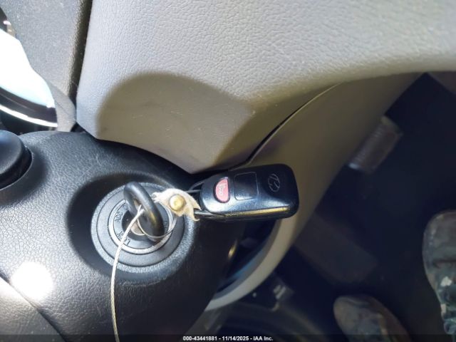 Hyundai SONATA Gls Image 12