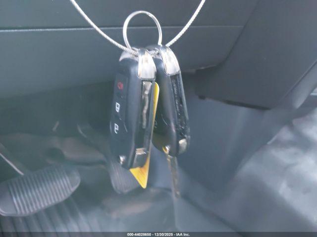 Ford F-150 Xl Image 2