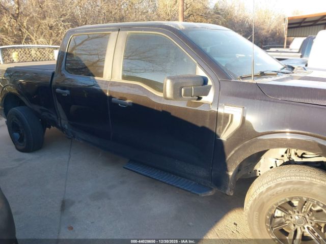 Ford F-150 Xl Image 12