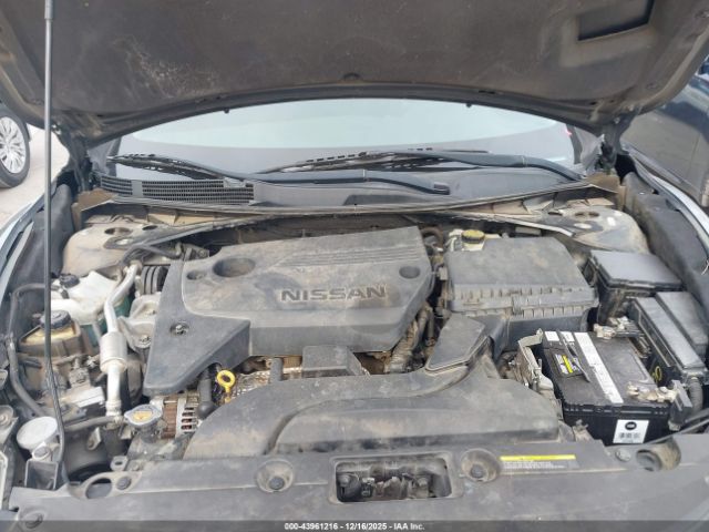 Nissan Altima 2.5 S Image 6