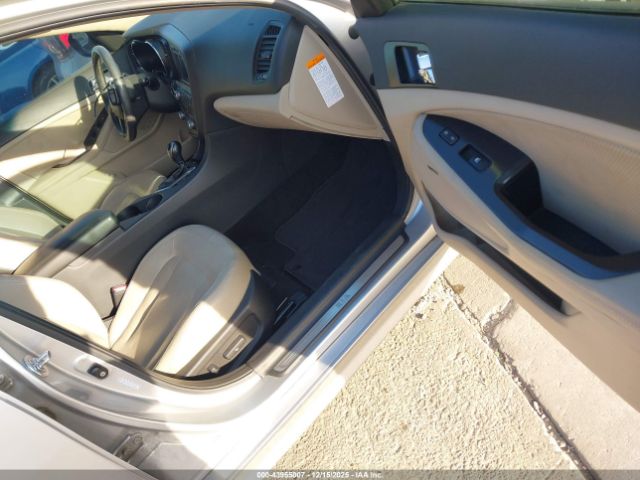 Kia Optima Ex Image 6