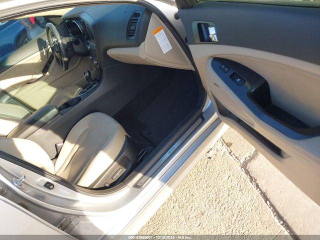 Kia Optima Ex Image 6