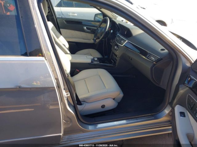 Mercedes-Benz E-Class Image 3