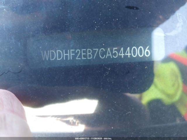 Mercedes-Benz E-Class Image 10