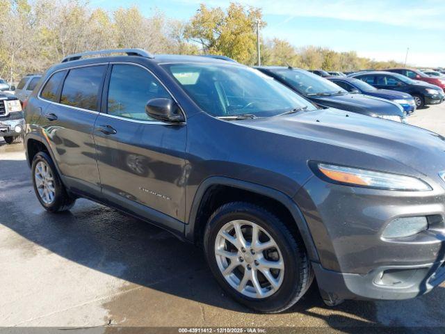 Jeep Cherokee Latitude Plus Fwd Image 16