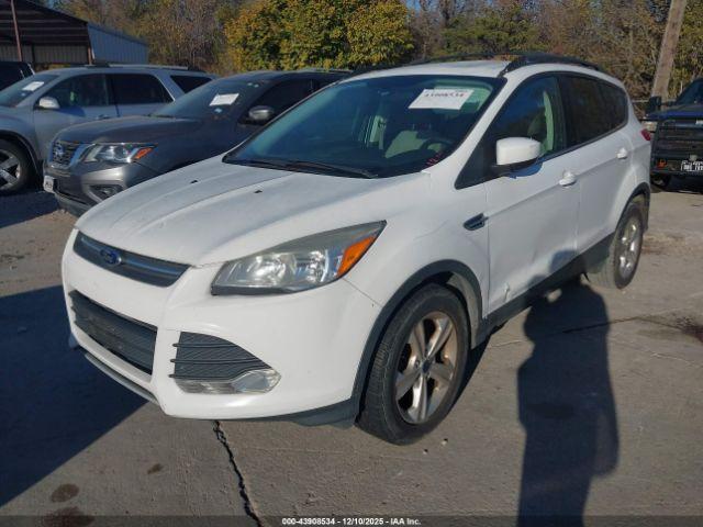 Ford Escape Se Image 6