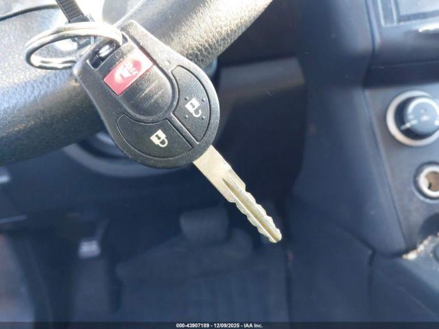 Nissan Rogue S Image 11