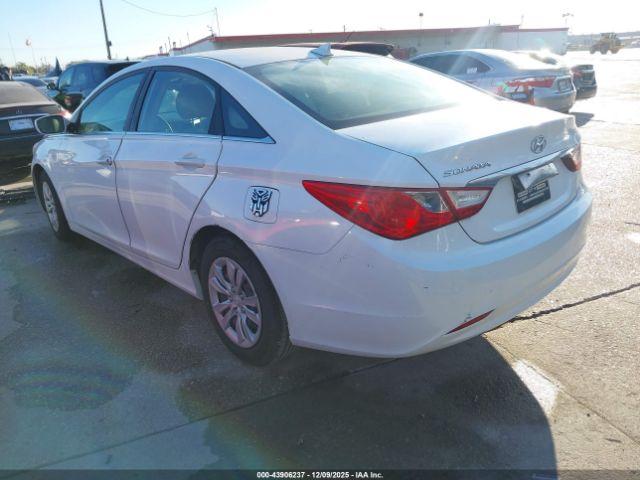 Hyundai SONATA Gls Image 2