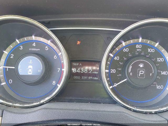 Hyundai SONATA Gls Image 7