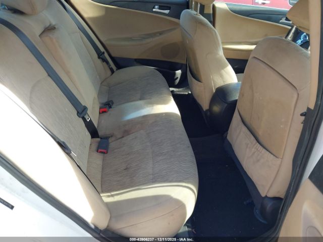 Hyundai SONATA Gls Image 11