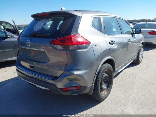 Nissan Rogue S Image 3