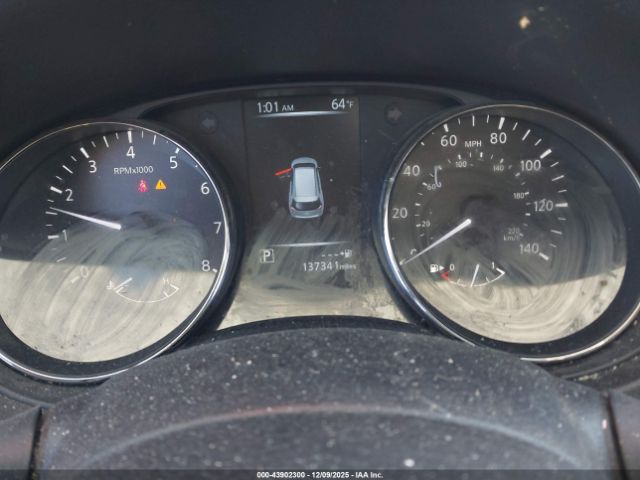 Nissan Rogue S Image 2