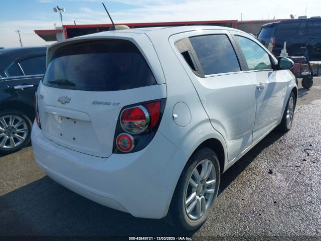 Chevrolet Sonic Lt Auto Image 5