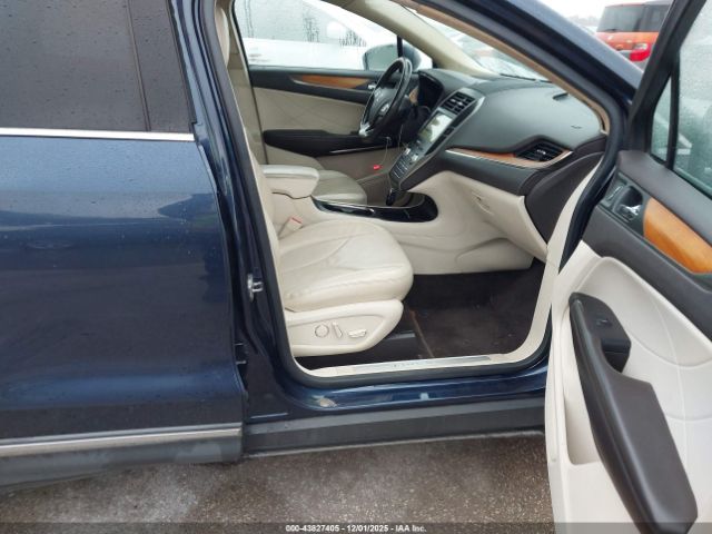 Lincoln MKC Reserve Image 5