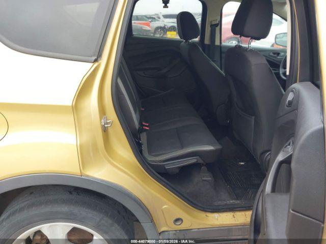 Ford Escape S Image 8