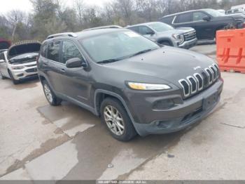  Salvage Jeep Cherokee