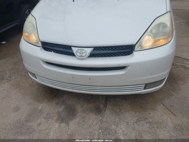 Toyota Sienna Xle Image 5