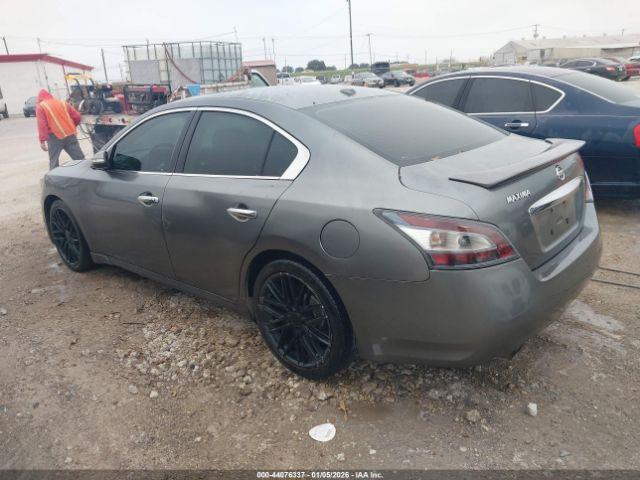 Nissan Maxima 3.5 Sv Image 2