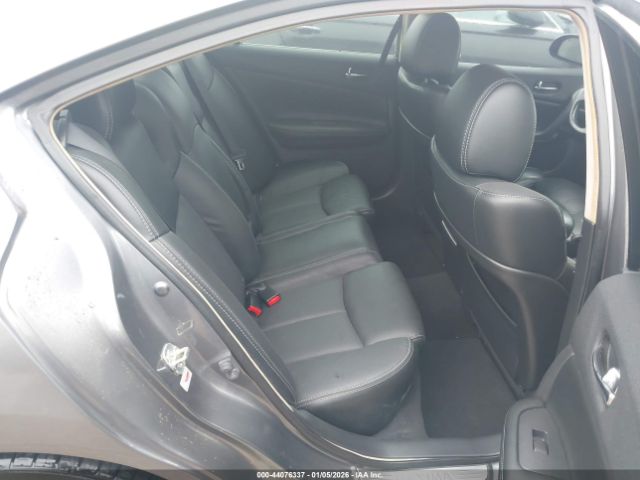 Nissan Maxima 3.5 Sv Image 4