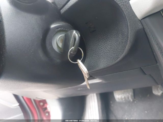 Toyota Corolla Le Image 13