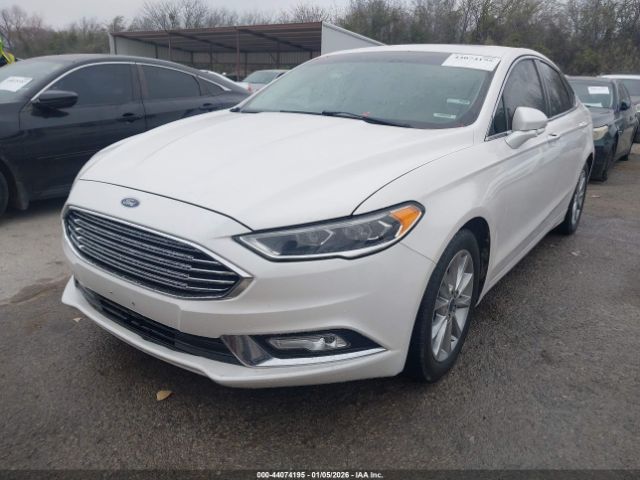 Ford Fusion Se Image 5