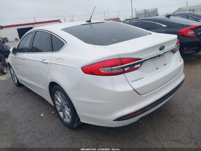 Ford Fusion Se Image 2