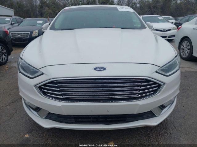 Ford Fusion Se Image 4