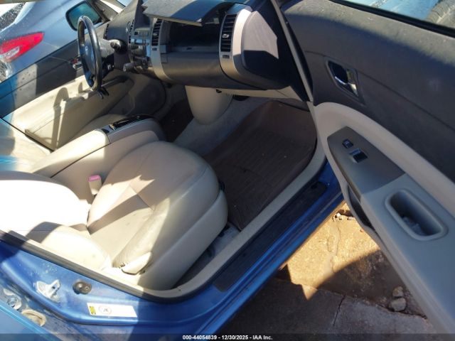 Toyota Prius Image 10