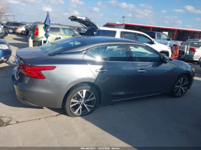 Nissan Maxima 3.5 Sv Image 10