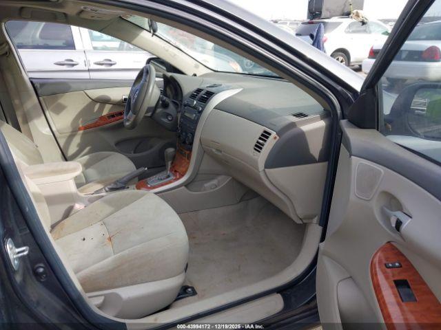 Toyota Corolla Xle Image 10