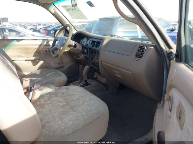 Toyota Tacoma Prerunner Image 8