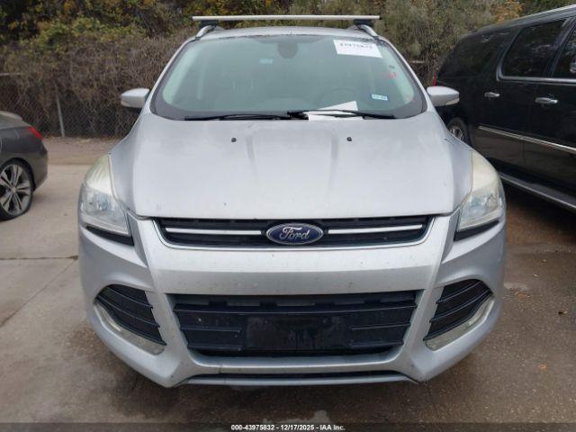 Ford Escape Titanium Image 3