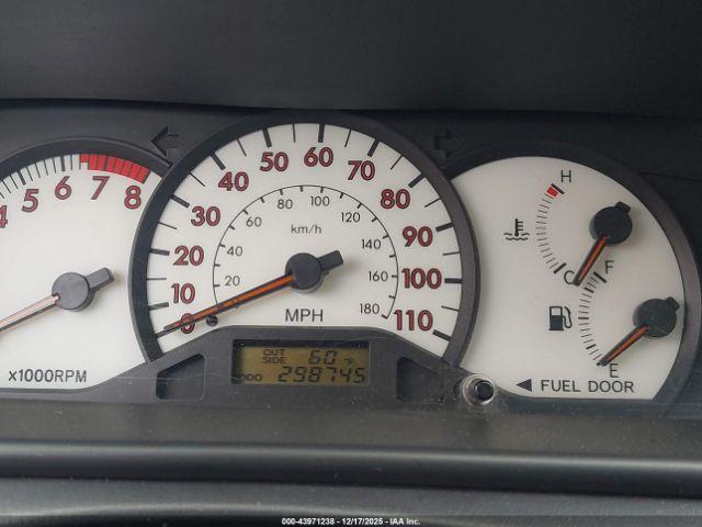 Toyota Corolla S Image 11