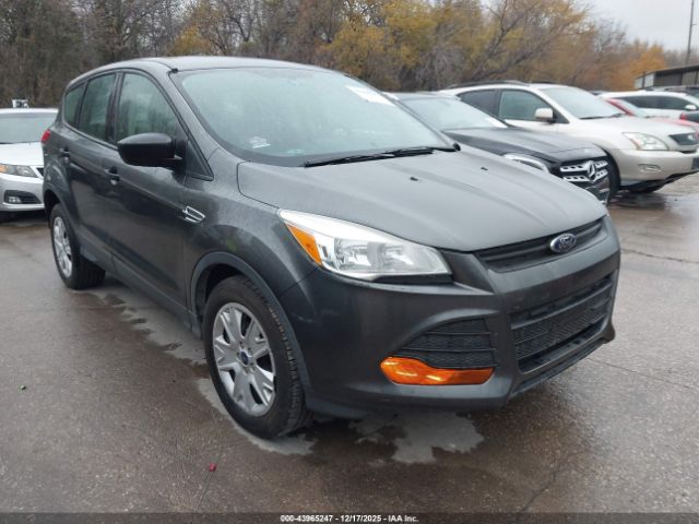 Ford Escape S Image 1