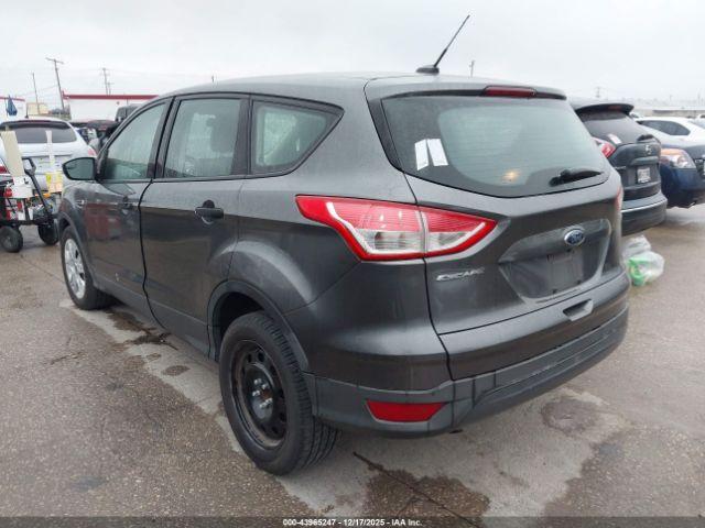 Ford Escape S Image 9