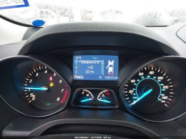 Ford Escape S Image 7