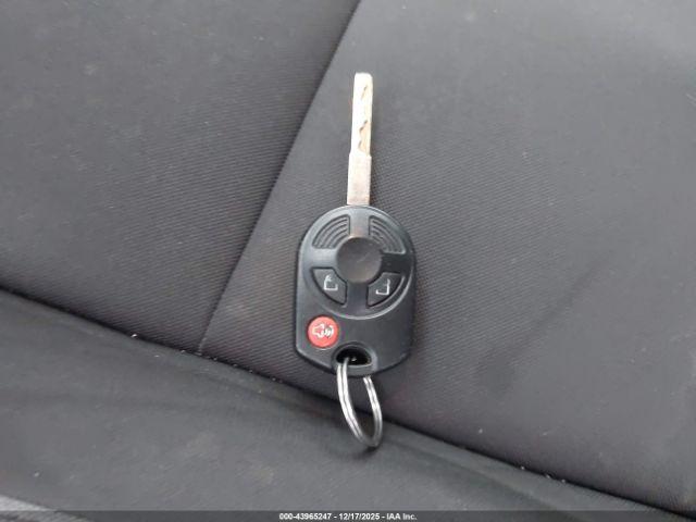 Ford Escape S Image 3