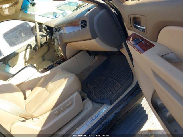 Chevrolet Tahoe Ltz Image 16