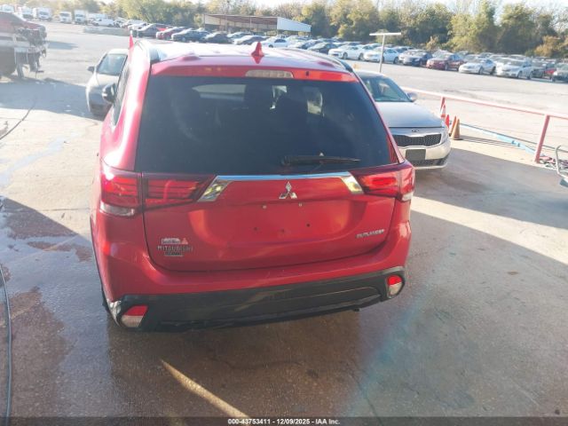 Mitsubishi Outlander Le Image 13