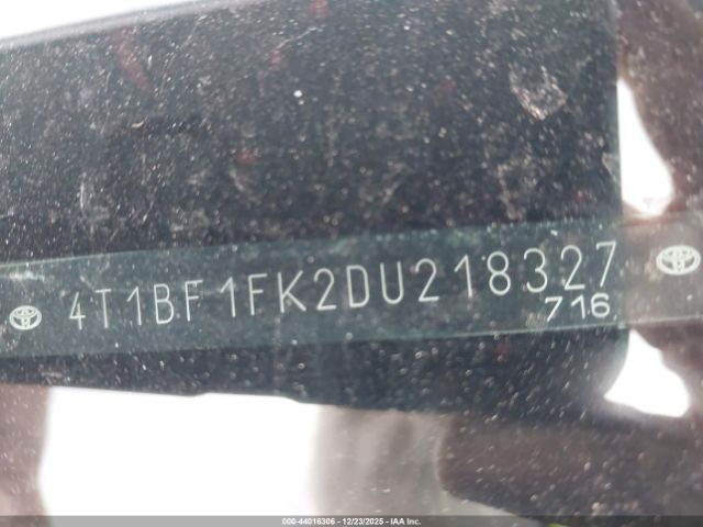 Toyota Camry Le Image 11