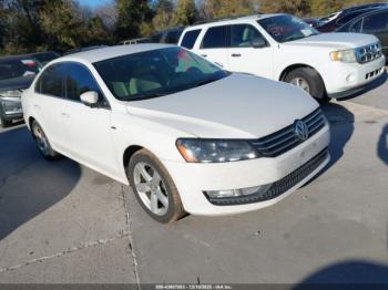  Salvage Volkswagen Passat