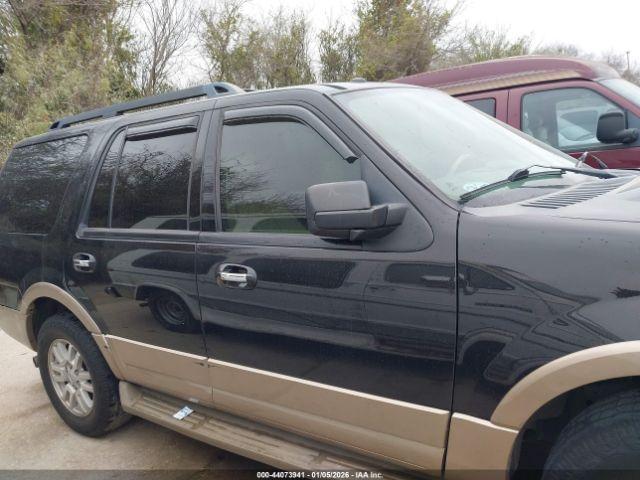Ford Expedition Xlt Image 15