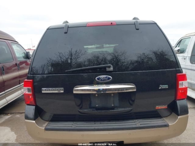 Ford Expedition Xlt Image 2