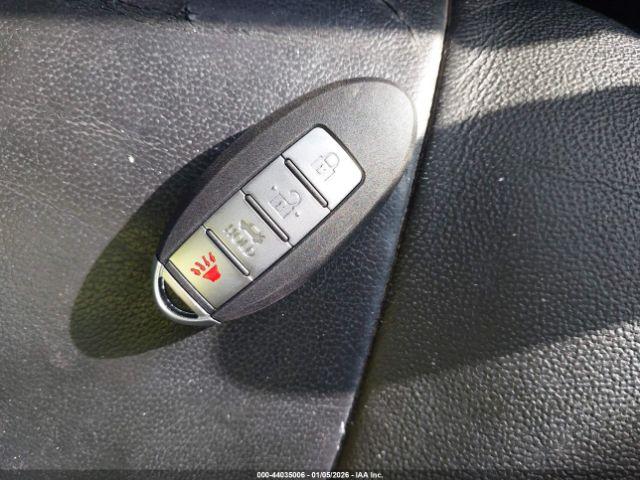 Nissan Murano Sl Image 9