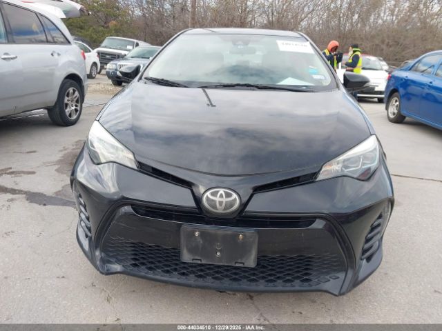 Toyota Corolla Se Image 6