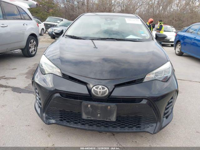 Toyota Corolla Se Image 6