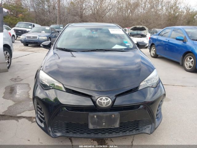 Toyota Corolla Se Image 10