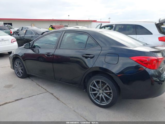 Toyota Corolla Se Image 15